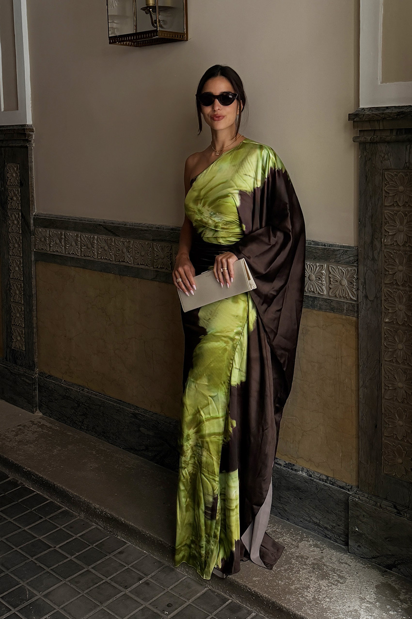 Bettina Looney wearing a 2026 wedding guest dress trend