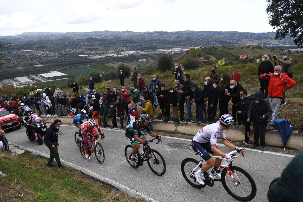 TORTORETO ITALY OCTOBER 13 Davide Villella of Italy and Movistar Team Jhonatan Restrepo Valencia of Colombia and Team Androni Giocattoli Sidermec Peter Sagan of Slovakia and Team Bora Hansgrohe Ben Swift of The United Kingdom and Team INEOS Grenadiers Controguerra 260m Peloton Fans Public Breakaway during the 103rd Giro dItalia 2020 Stage 10 a 177km stage from Lanciano to Tortoreto girodiitalia Giro on October 13 2020 in Tortoreto Italy Photo by Tim de WaeleGetty Images
