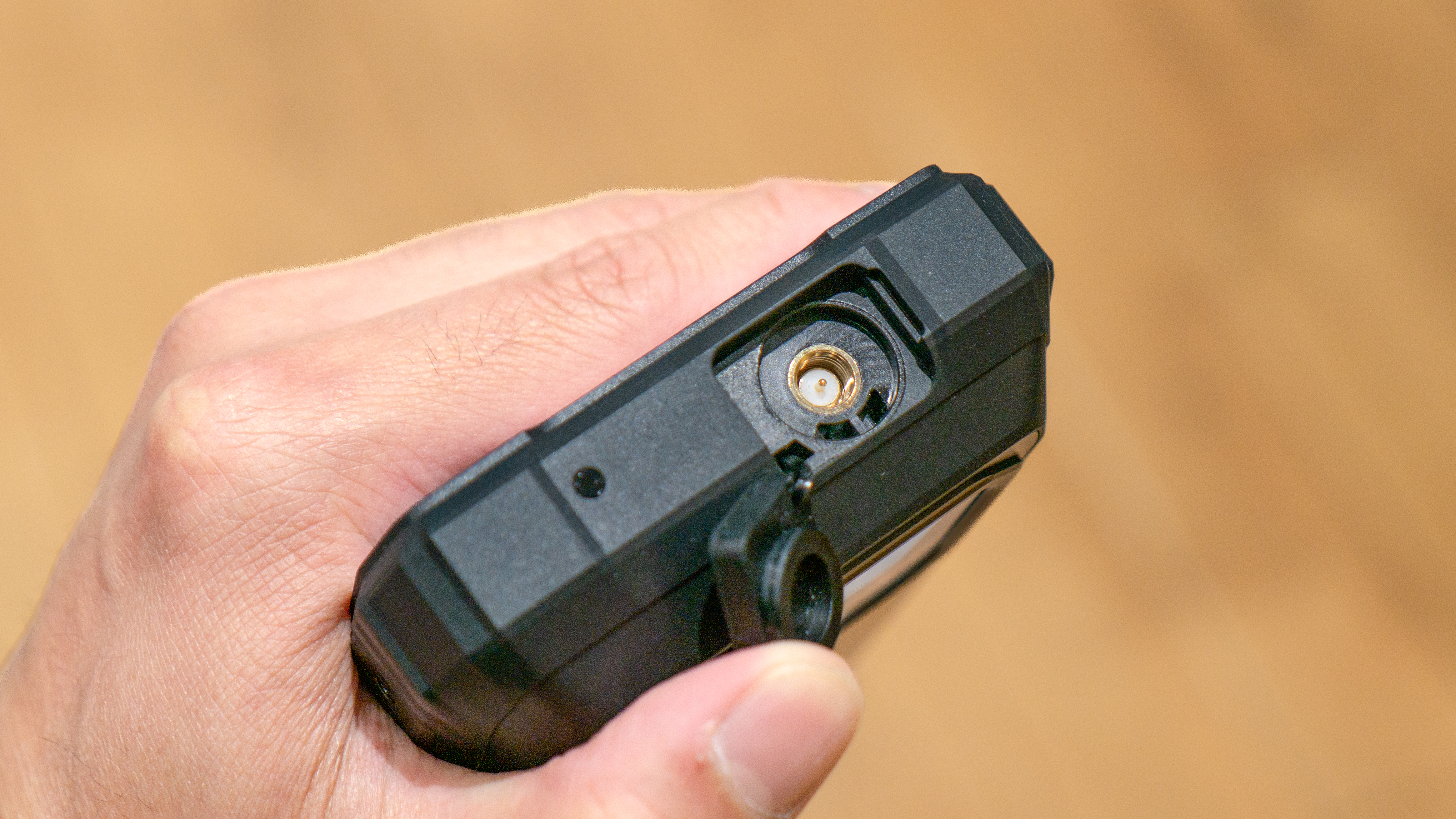 Blackview Xplore 1 Walkie Talkie antenna slot.