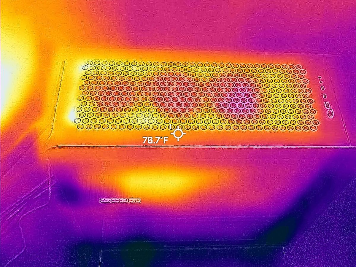 Photo taken with a thermal camera that shows the Area-51 Desktop's top vent isn't nearly as hot as the CPU or GPU.