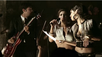 Mark Ronson and Amy Winehouse - Valerie (Zutons)