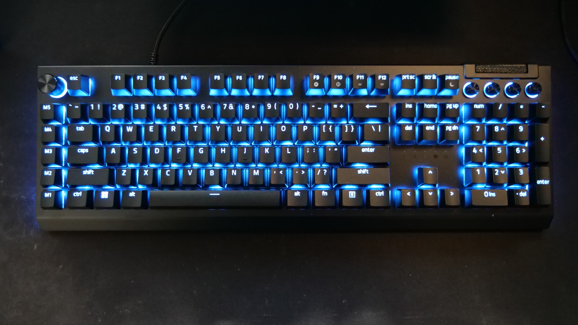 Razer BlackWidow V4 Pro review: This keyboard has everything ...