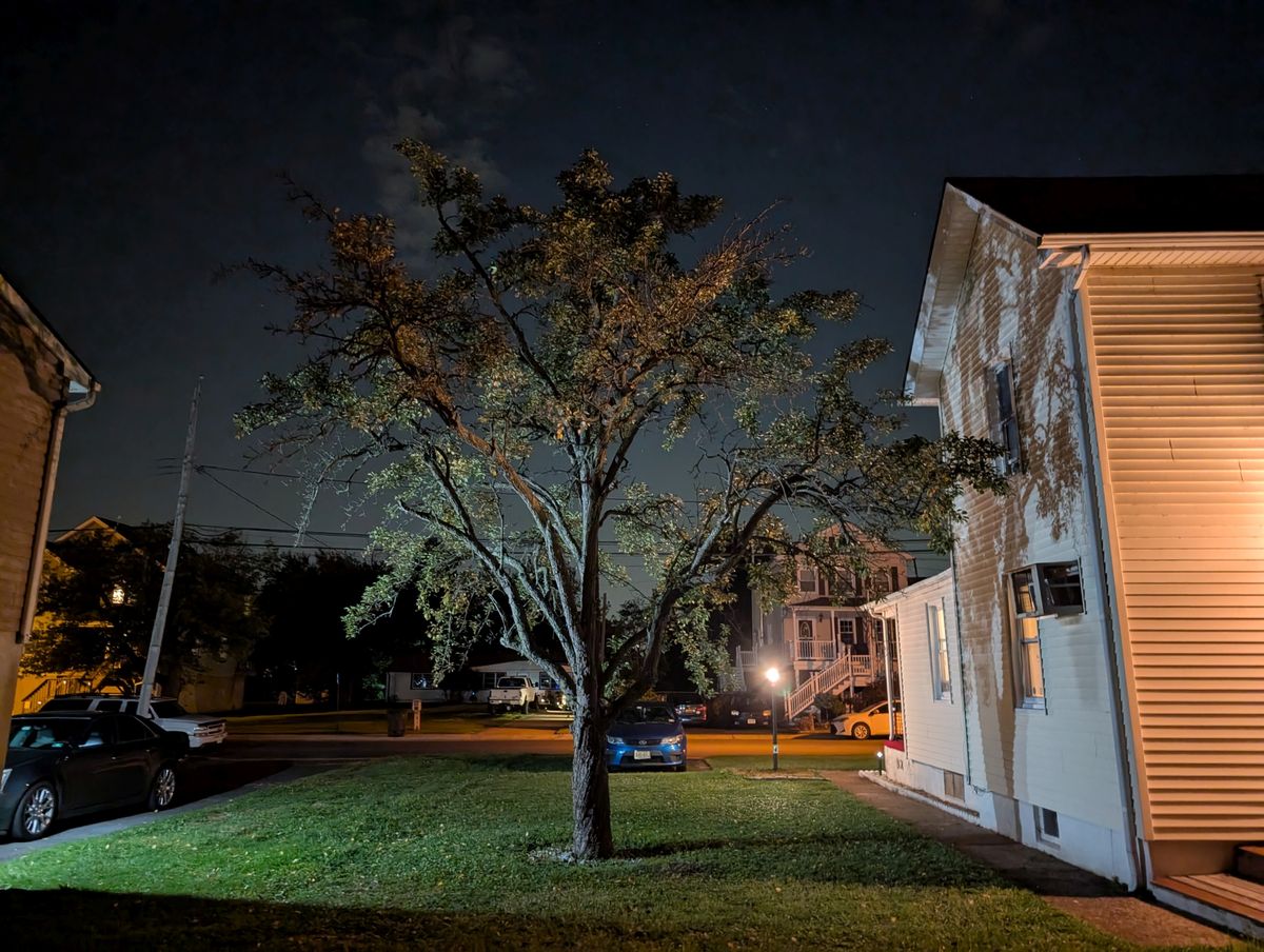 Google Pixel 9 Pro XL low light sample.