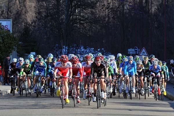 Cofidis on the front