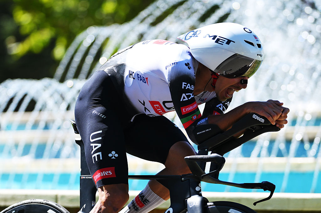 VALLADOLID, SPAIN - SEPTEMBER 11: Ivo Oliveira of Portugal and UAE Team Emirates - XRG competes during the La Vuelta - 80th Tour of Spain 2025, Stage 18 a 12.2km individual time trial stage from Valladolid to Valladolid / Stage shortened for safety reasons / #UCIWT / on September 11, 2025 in Valladolid, Spain. (Photo by Tim de Waele/Getty Images)