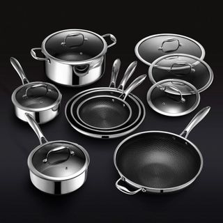 HexClad 13 piece cookware set with lids