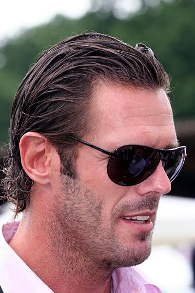 Legendary sprint king Mario Cipollini as popular as ever.