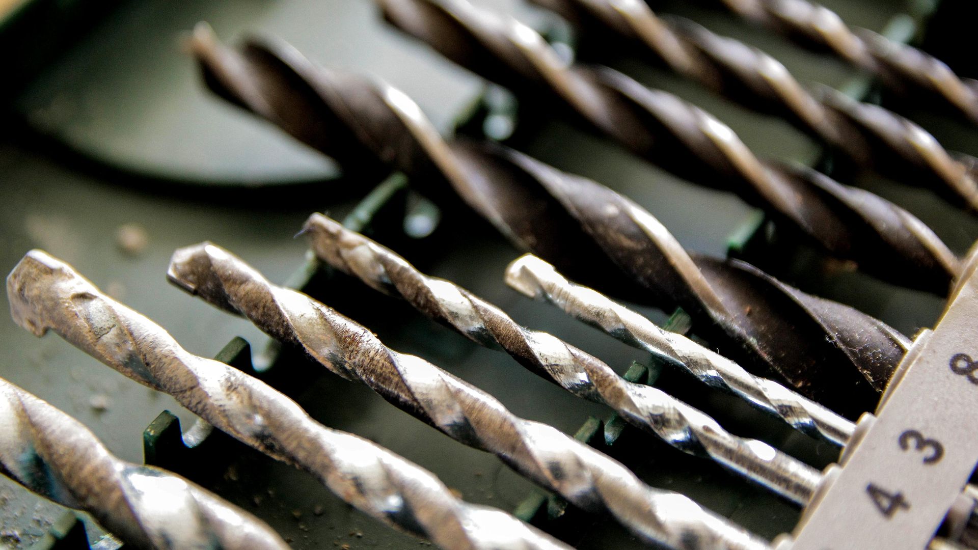 8 Types of drill bit that every DIYer needs in their toolkit Homebuilding