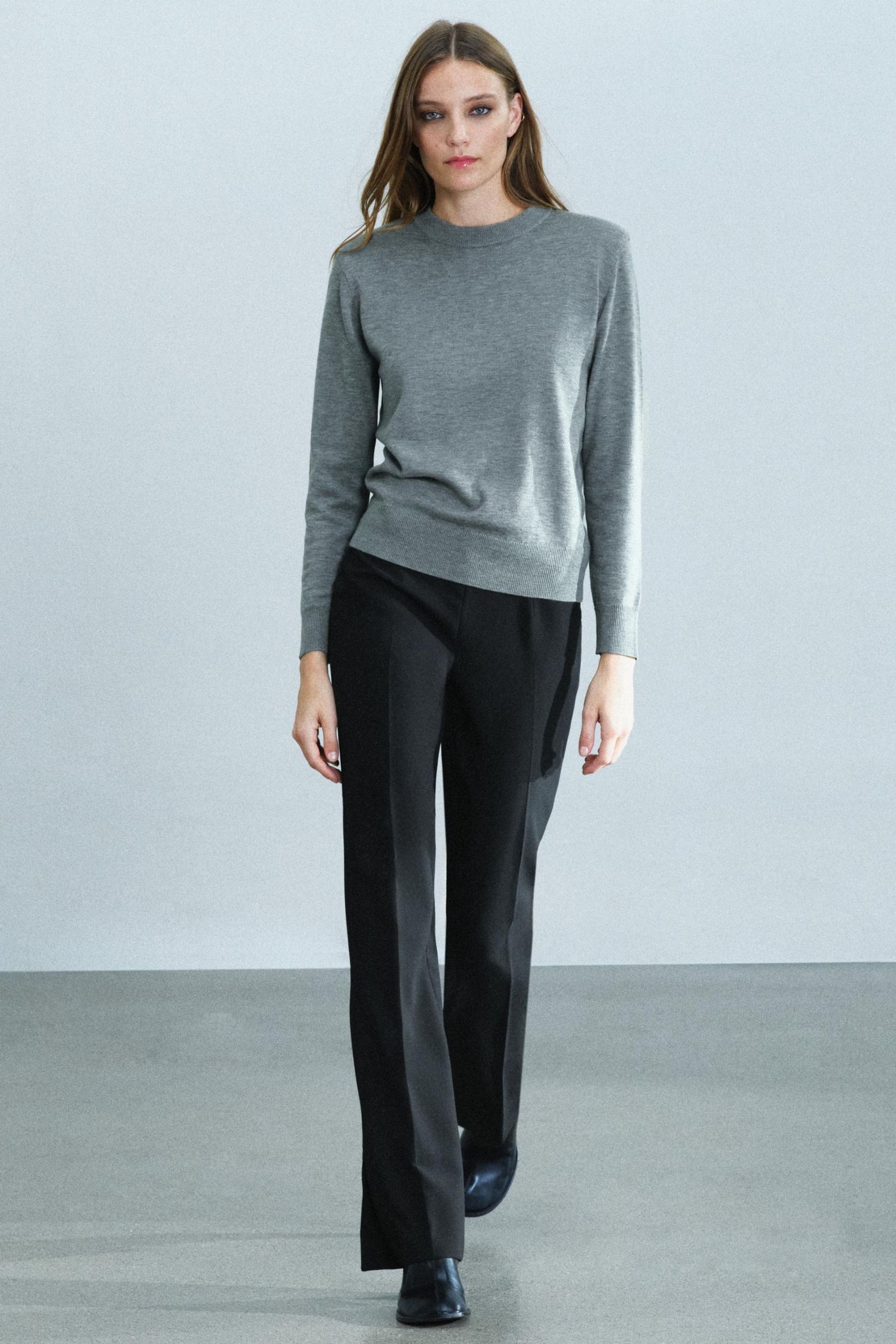Knit Jumper With Shoulder Pads - Gray - S
