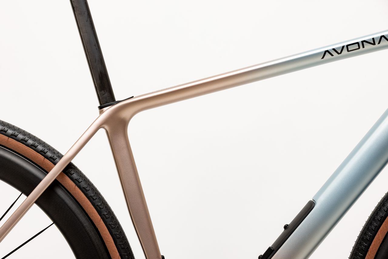 A custom painted Avona Callis gravel bike