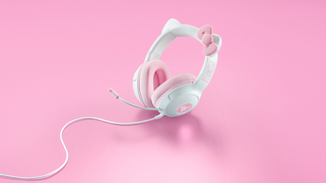 Image of the Razer Kraken Kitty V2 "Hello Kitty and Friends" Edition wired headset for PC.