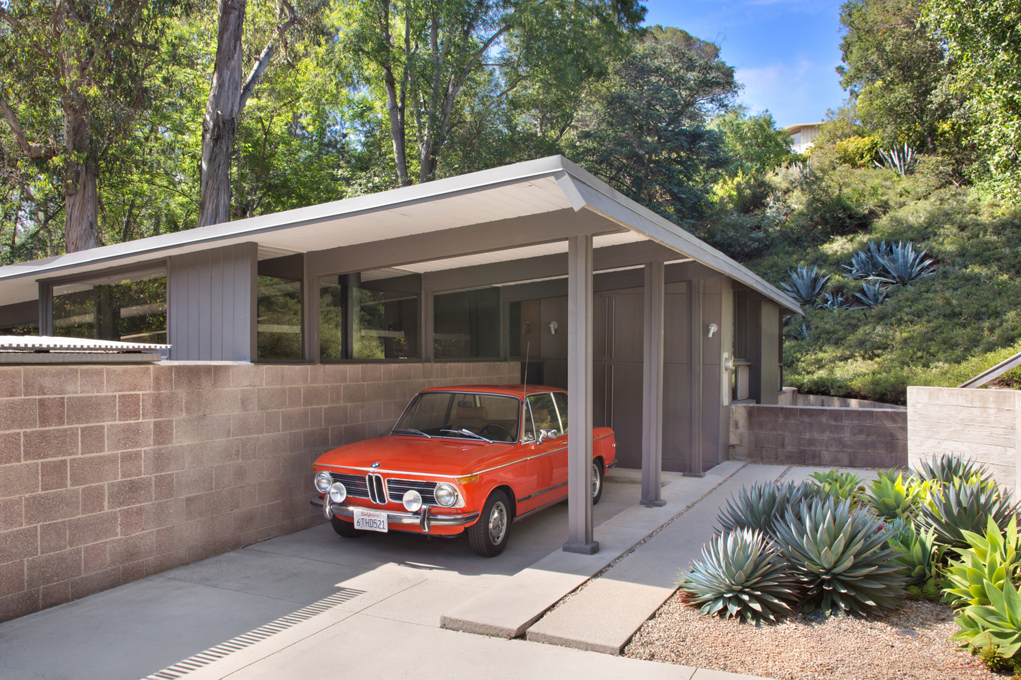 Car port, Gelb House, Brentwood