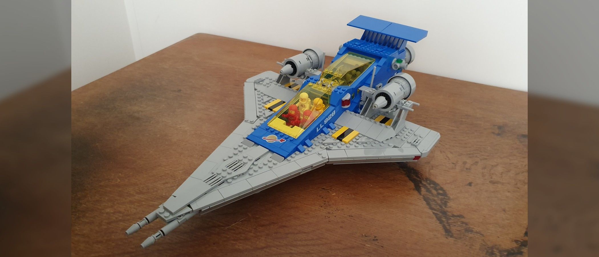 がつこ Galaxy Explorer, 10497 - LEGO® Icons Set – United Brick Co®