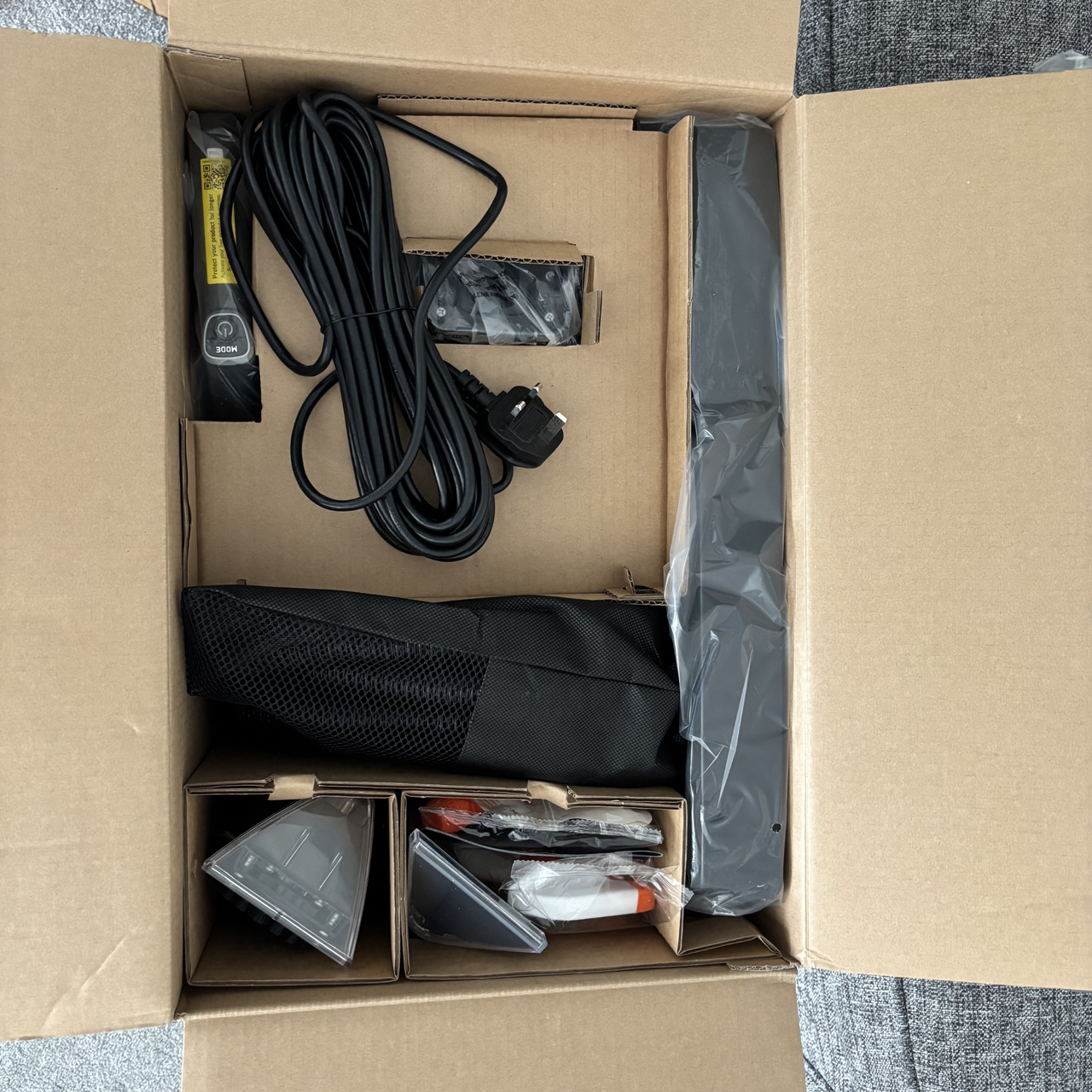 VAX Platinum SmartWash unboxing