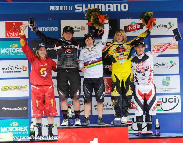 Women's podium: Floriane Pugin, Sabrina Jonnier, Emmeline Ragot, Myriam Nicole, Tracy Moseley