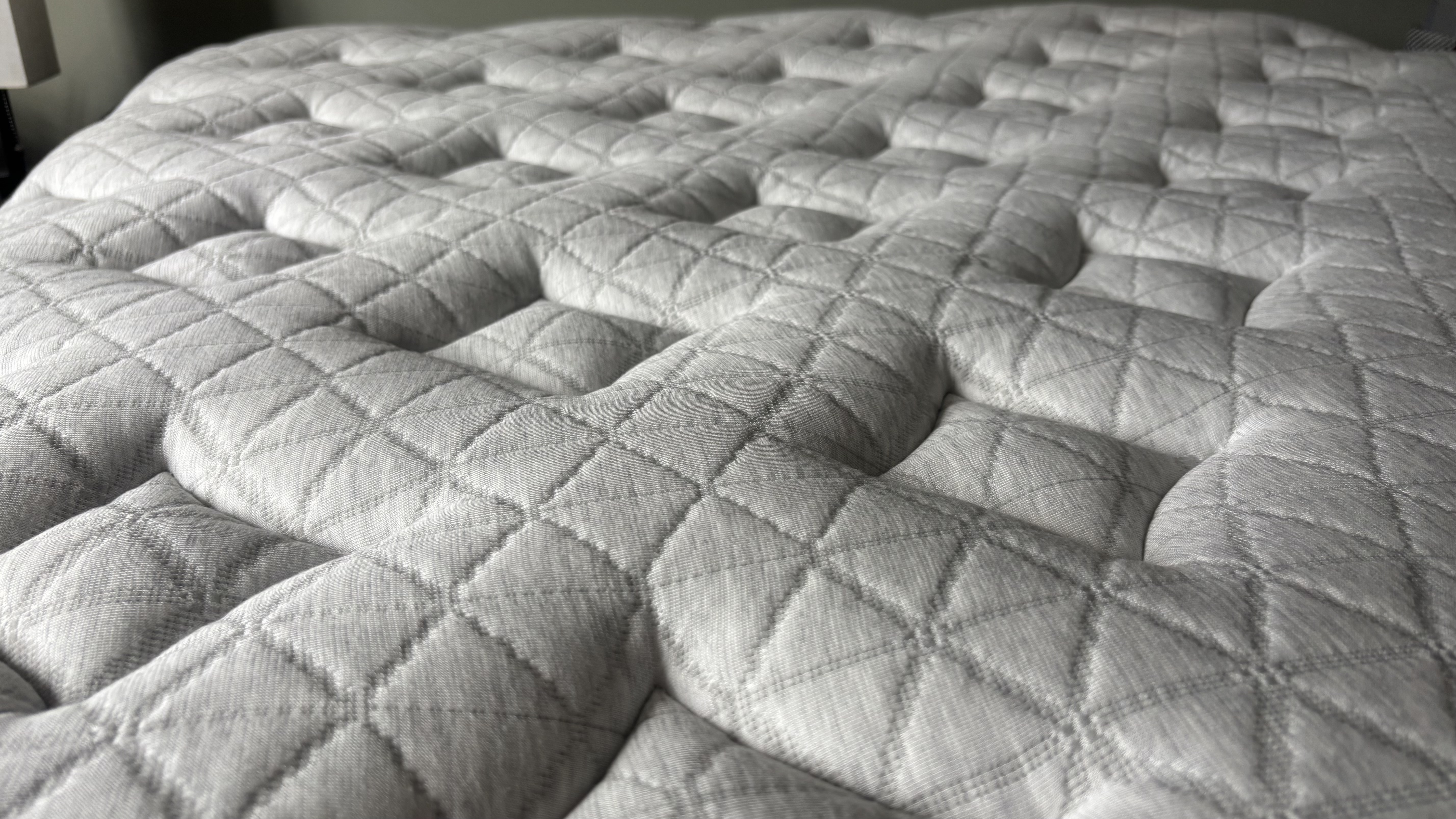 A close-up shot of the Helix Sunset Luxe's pillow top. 