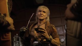 Ricardo Montalban's Khan holding instrument to grab Ceti eel larvae