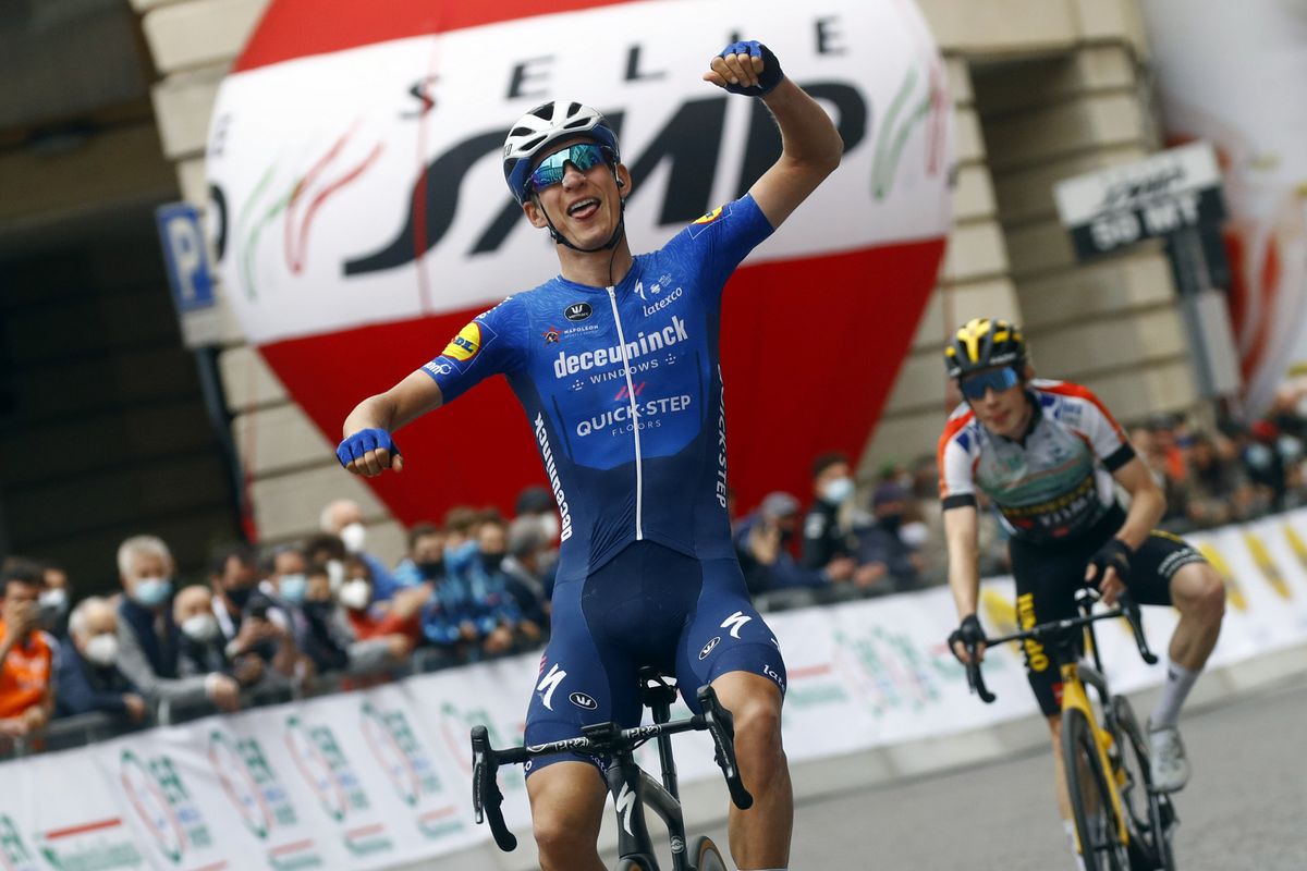 Mikkel Honoré (Deceuninck-QuickStep) takes first professional victory on stage 5 of Settimana Internazionale Coppi e Bartali