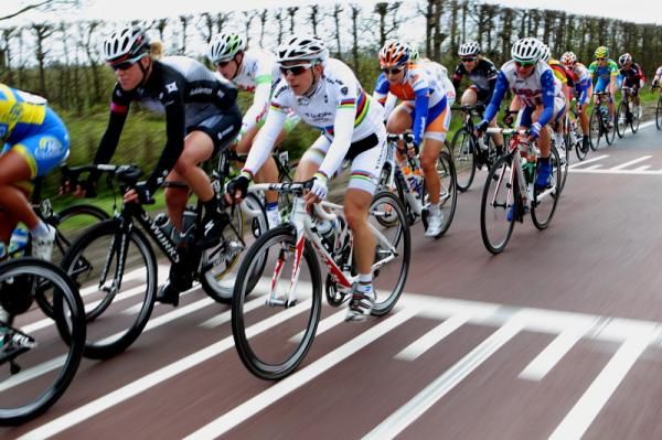 World Champion, Giorgia Bronzini (Diadora Pasta Zara) with eventual winner, Ellen van Dijk (Specialized - lululemon)