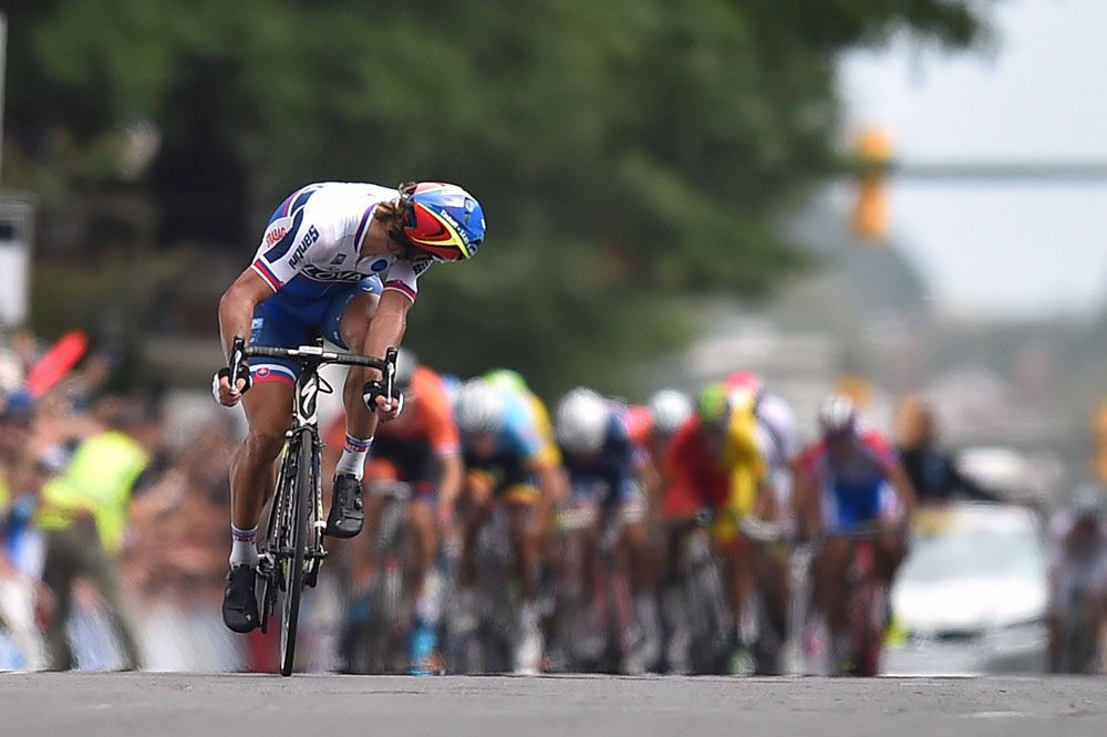 Peter Sagan (Slovakia) checking his gap to the chasing peloton