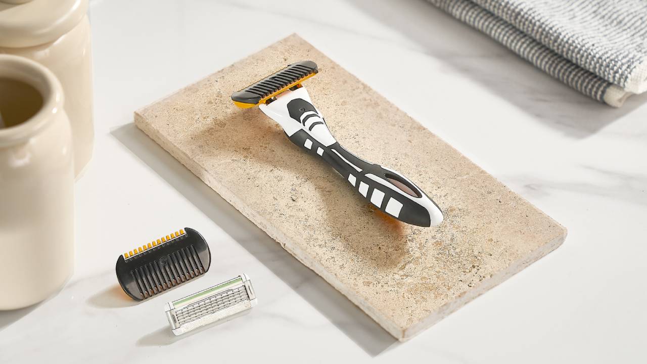 BIC Flex 5 Trim &amp;amp; Shave