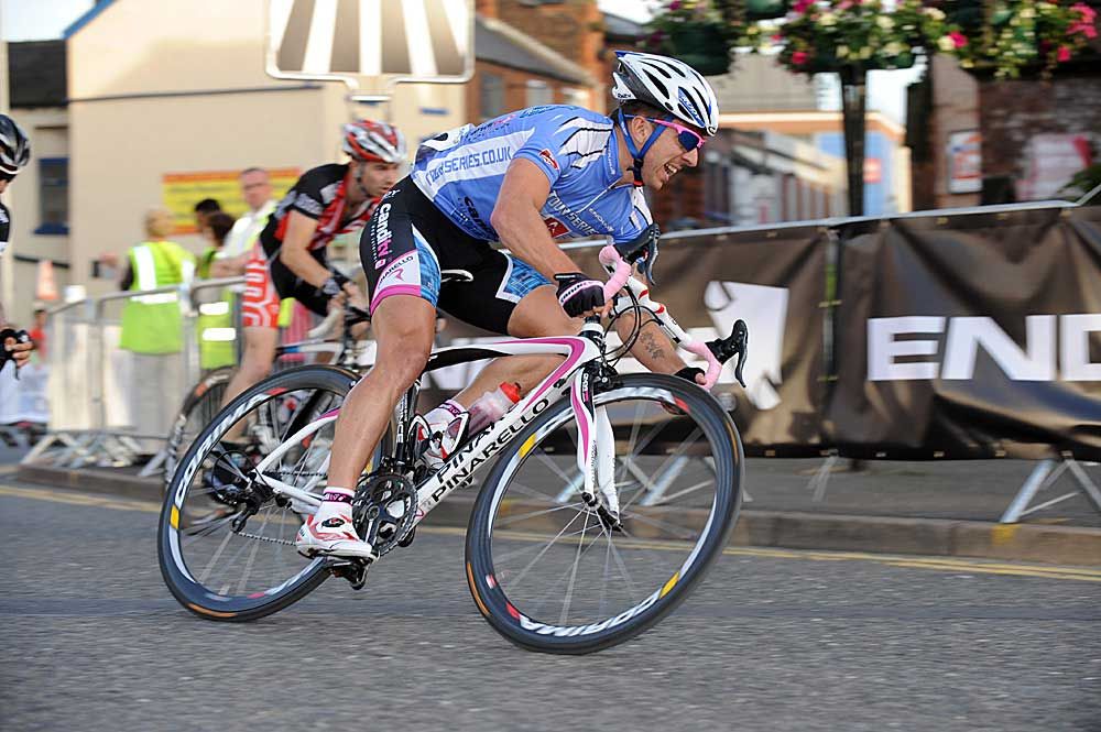 Downing takes first win in Stoke but Halfords lead Cycling Weekly
