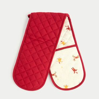 Christmas-themed oven glove from M&S