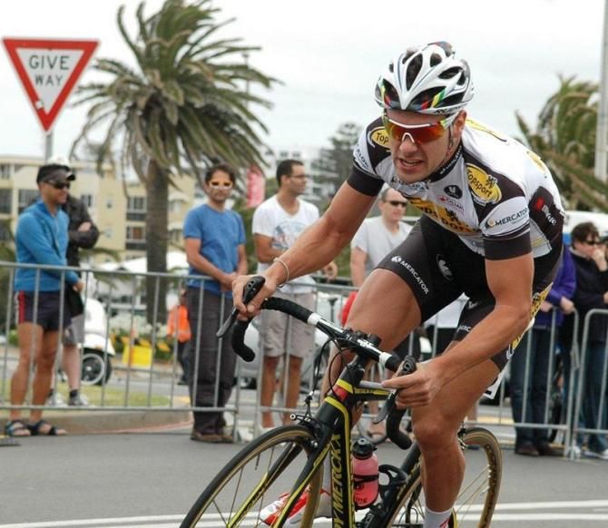 Kenny De Ketele (Topsport Vlaanderen- Mercator) was working hard in the chasing group