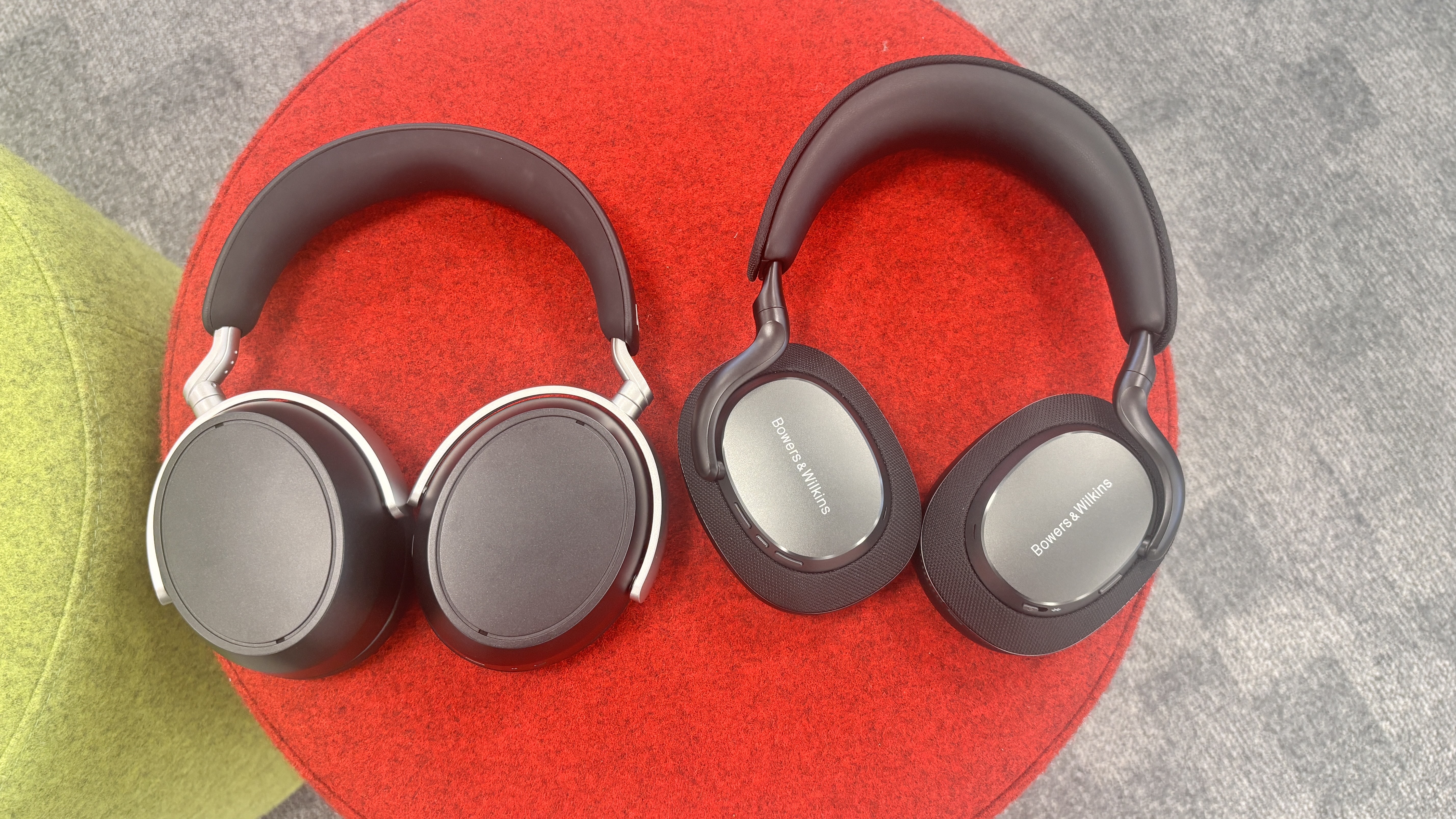 Sennheiser HDB 630 vs Bowers and Wilkins Px7 S3