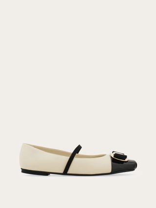 New Vara plate bicolor ballet flat