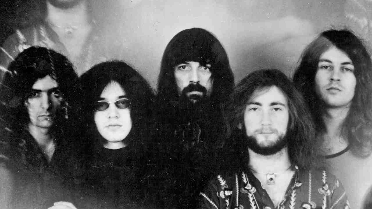 Deep Purple posing for a photograph in 1970