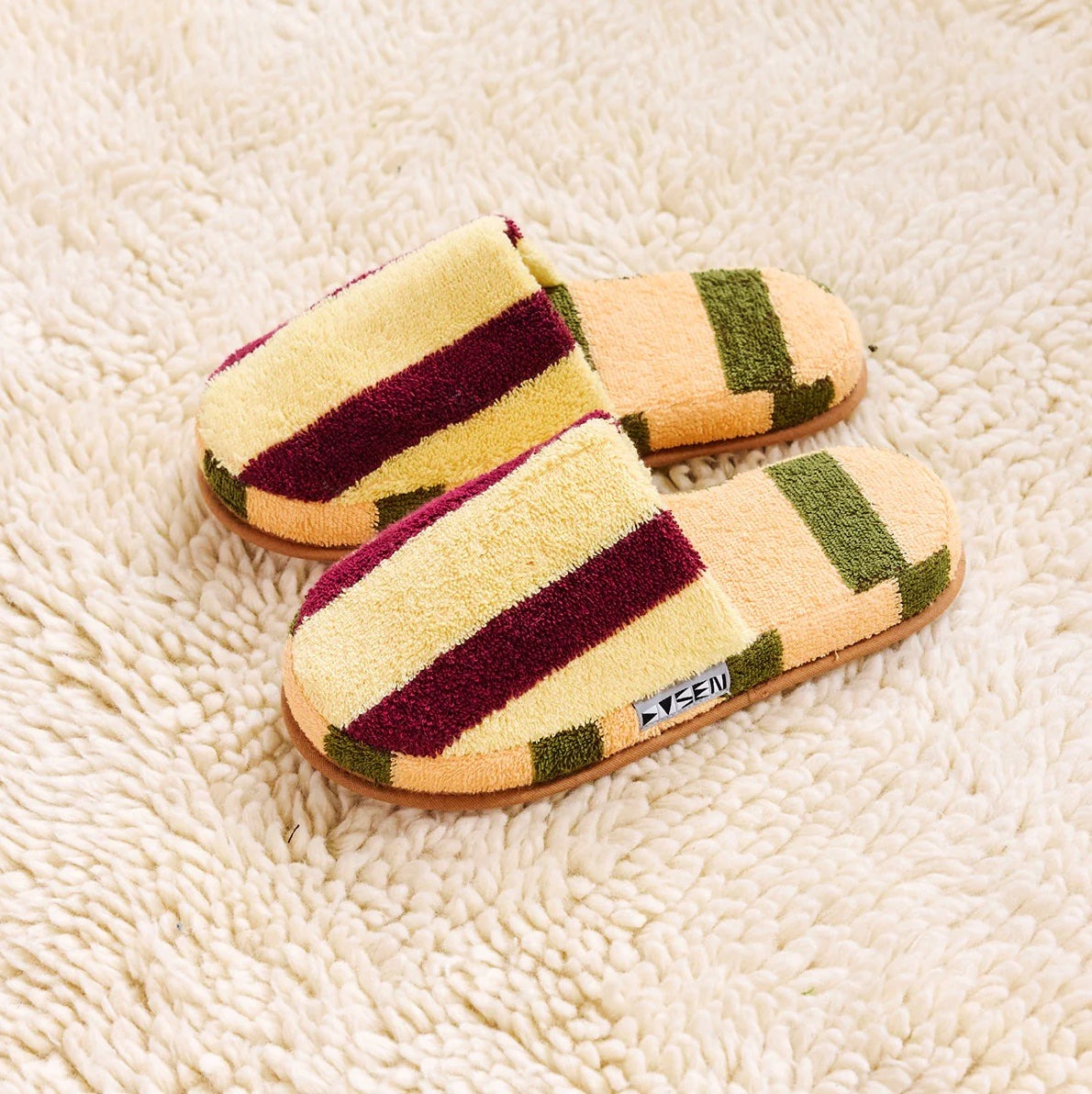 Dusen Dusen, Dusen Dusen Striped Slippers