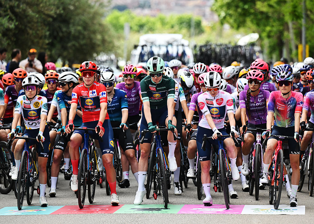 MOLINS DE REI SPAIN MAY 05 LR Niamh FisherBlack of New Zealand Polka dot Mountain Jersey Ellen van Dijk of Netherlands Red Leader Jersey Riejanne Markus of Netherlands Green points jersey Anna Henderson of Great Britain and Team Lidl Trek White best young jersey and Justyna Czapla of Germany and Team CANYONGRAM zondacrypro prior to the 11th La Vuelta Femenina 2025 Stage 2 a 99km stage from Molins de Rei to Sant Boi de Llobregat UCIWWT on May 05 2025 in Molins de Rei Spain Photo by Szymon GruchalskiGetty Images