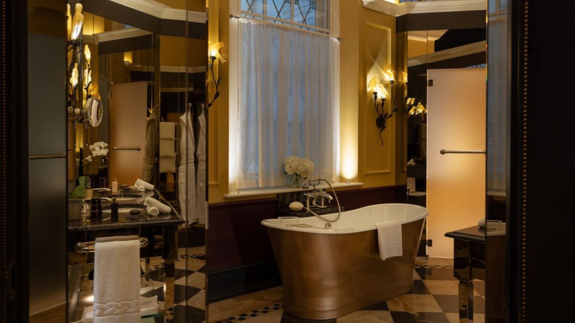 L&#039;Oscar bathroom