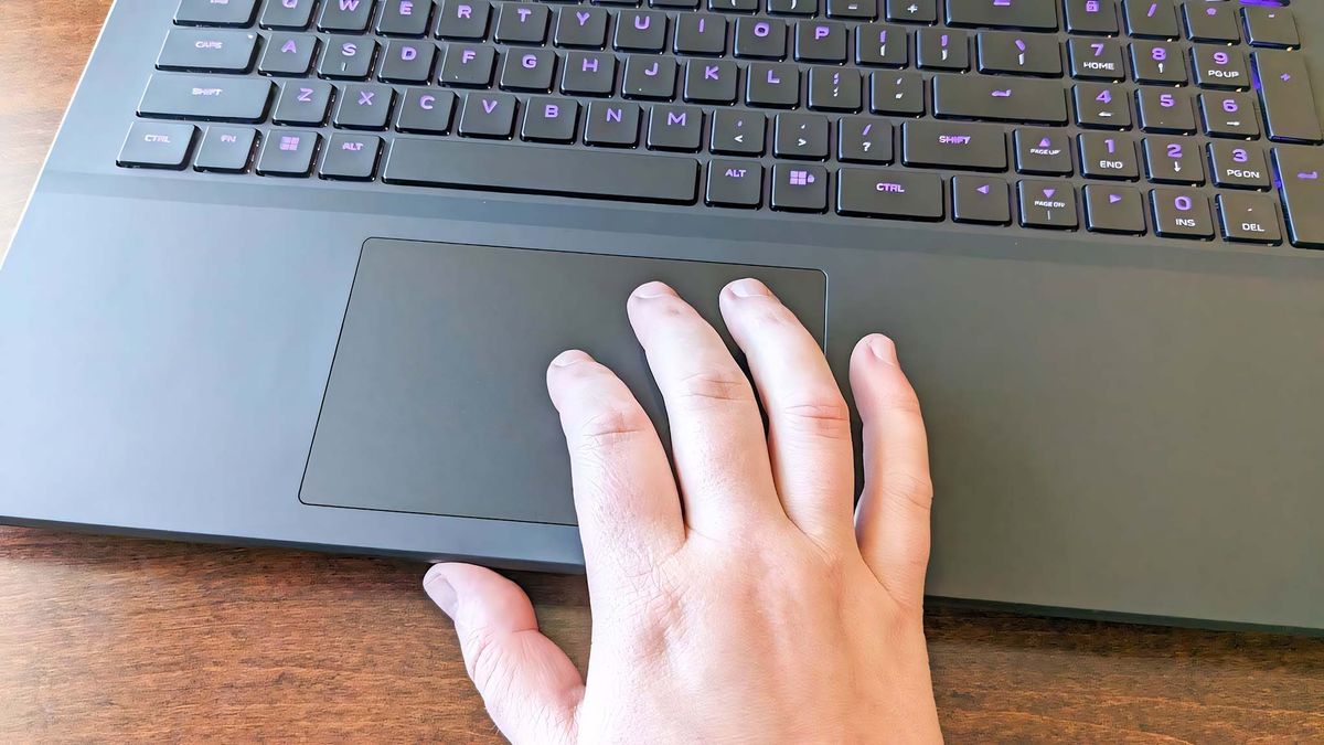 Alienware M18 R2 touchpad.