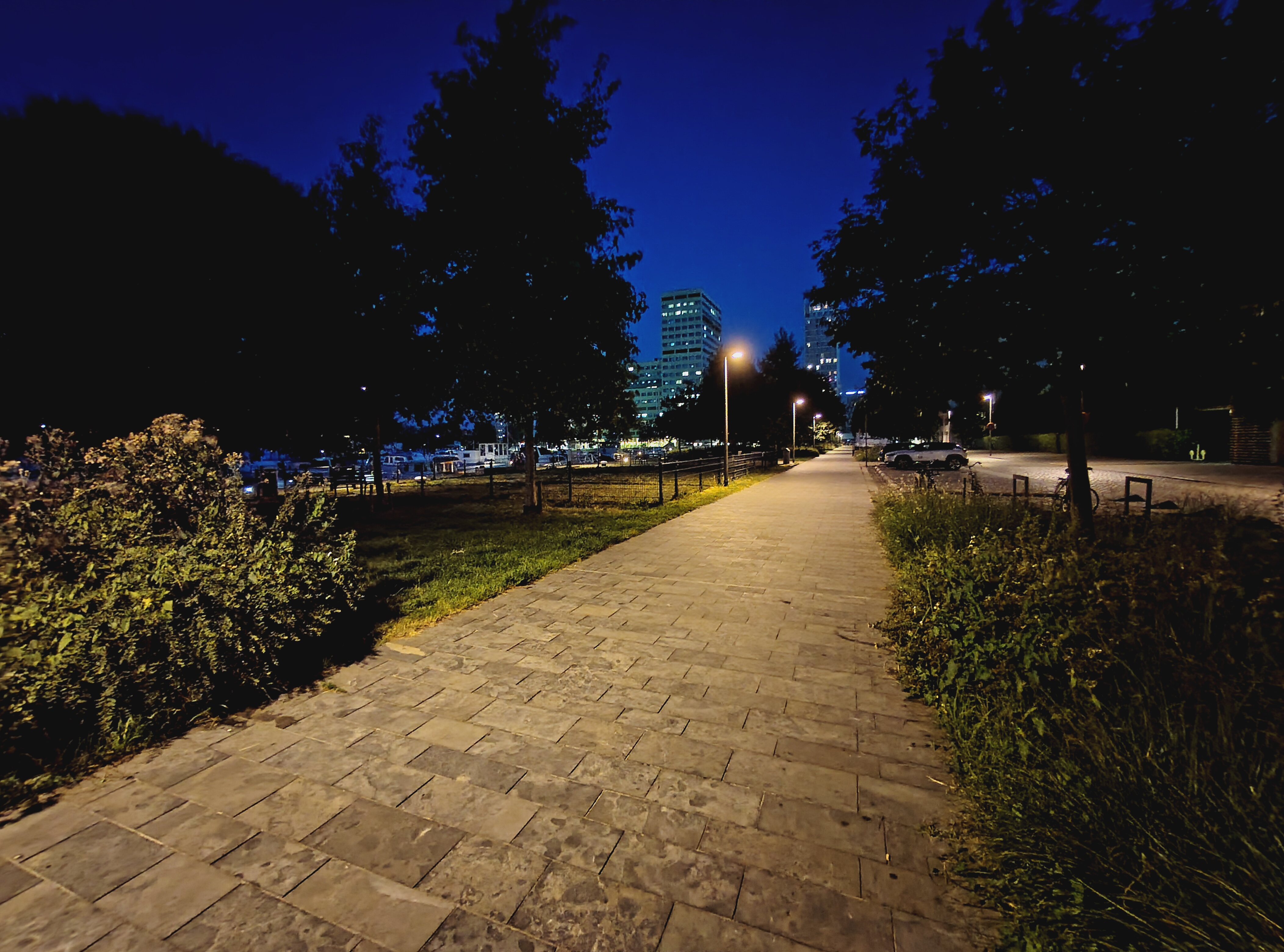 HMD Skyline camera sample