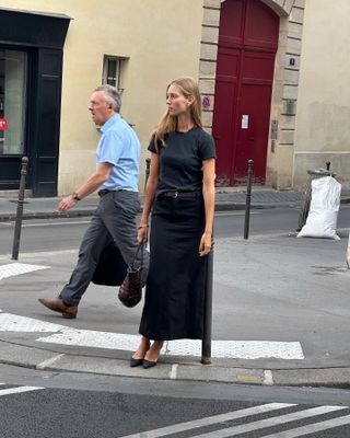 @amaliemoosgaard wearing a t-shirt and maxi skirt in Paris