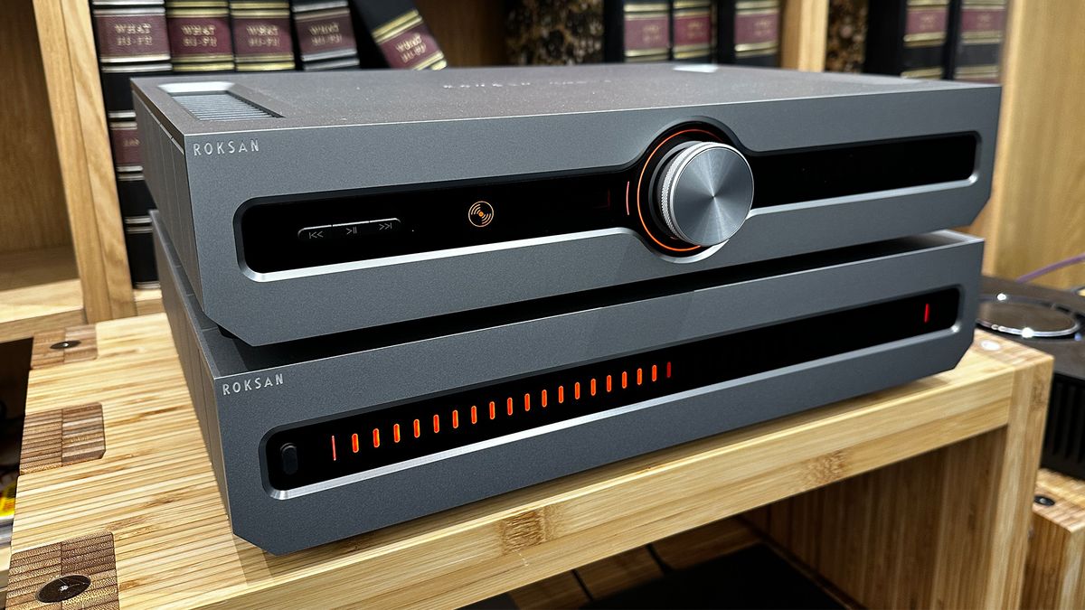 Roksan Caspian 4G Streaming Pre-Amplifier/Caspian 4G Power Amplifier
