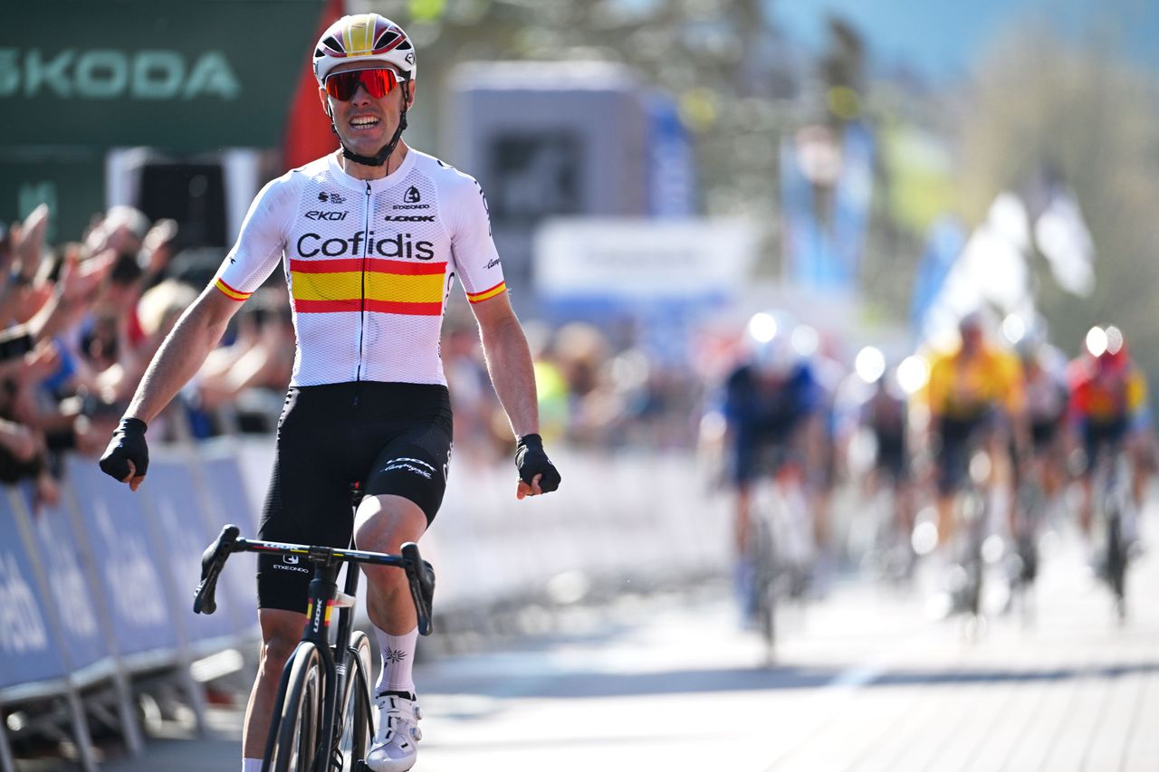 Alex Aranburu storms to victory on stage three of Itzulia Basque Country 2025
