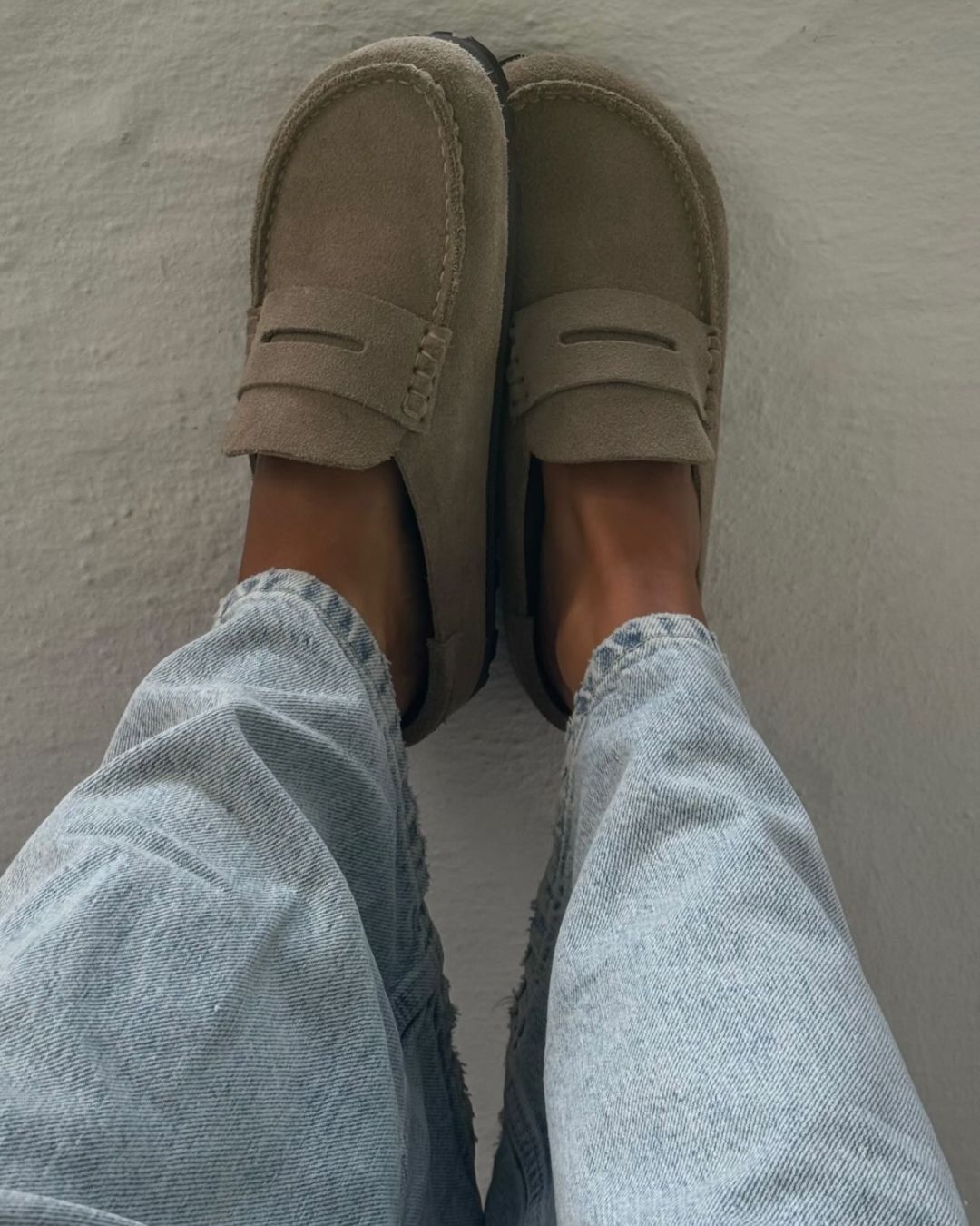 Influencer Lila Weddell wears Birkenstock Naples clogs
