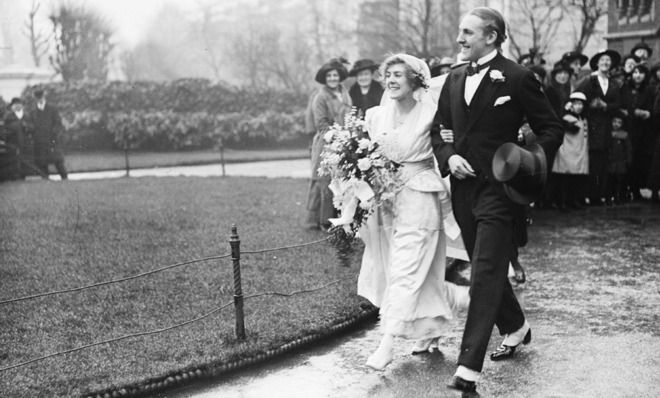 Victorian couple on wedding day