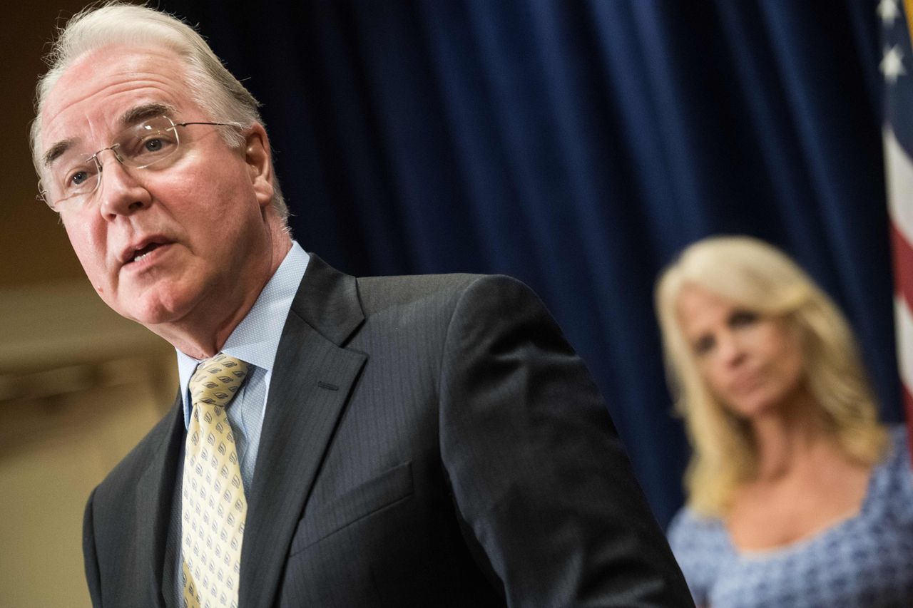 Tom Price flies private