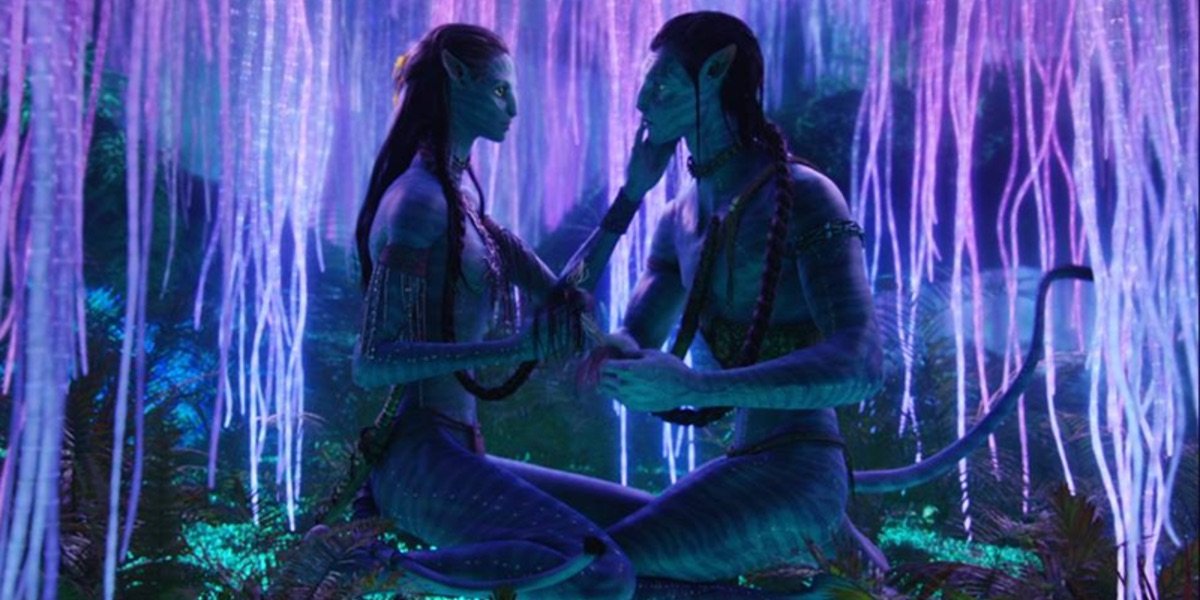 Zoe Saldana and Sam Worthington in 2009&#039;s Avatar