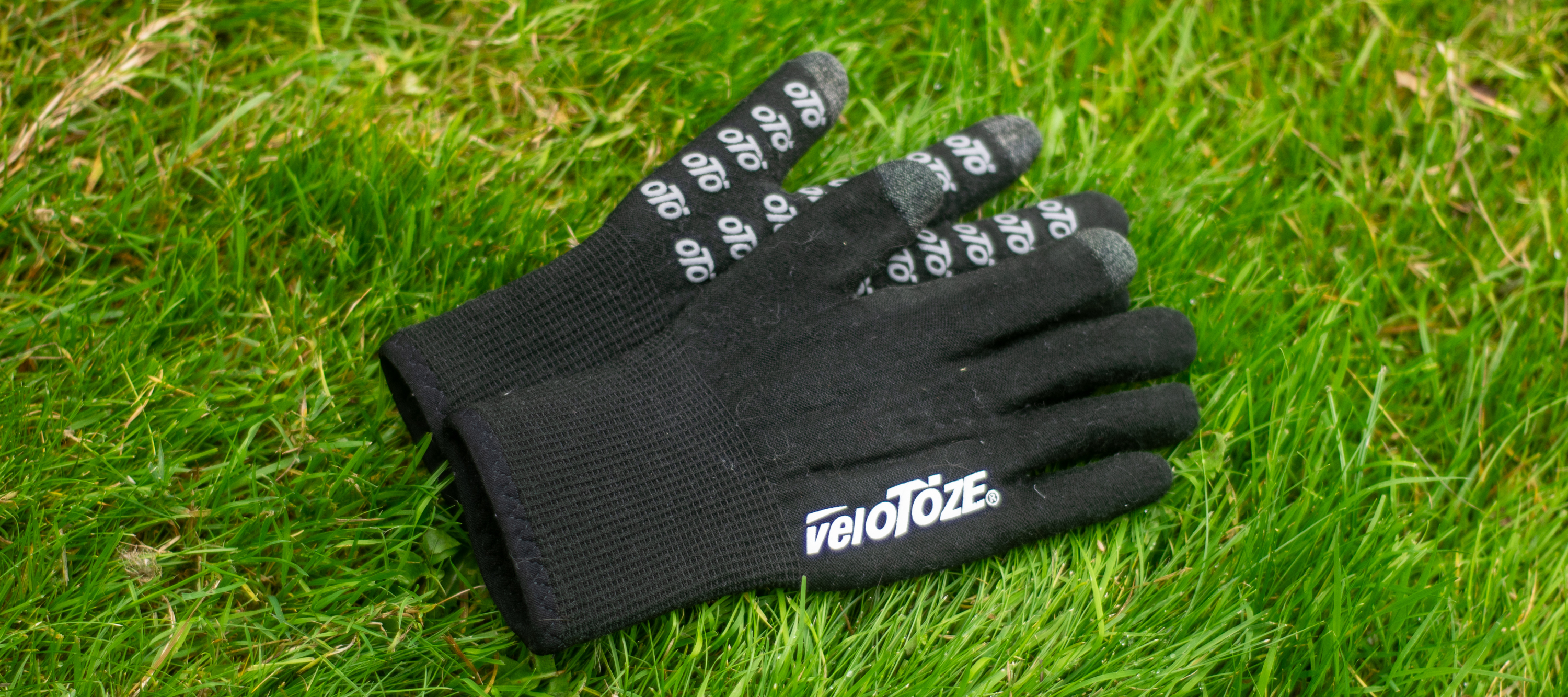 A pair of VelToze knitted waterproof gloves