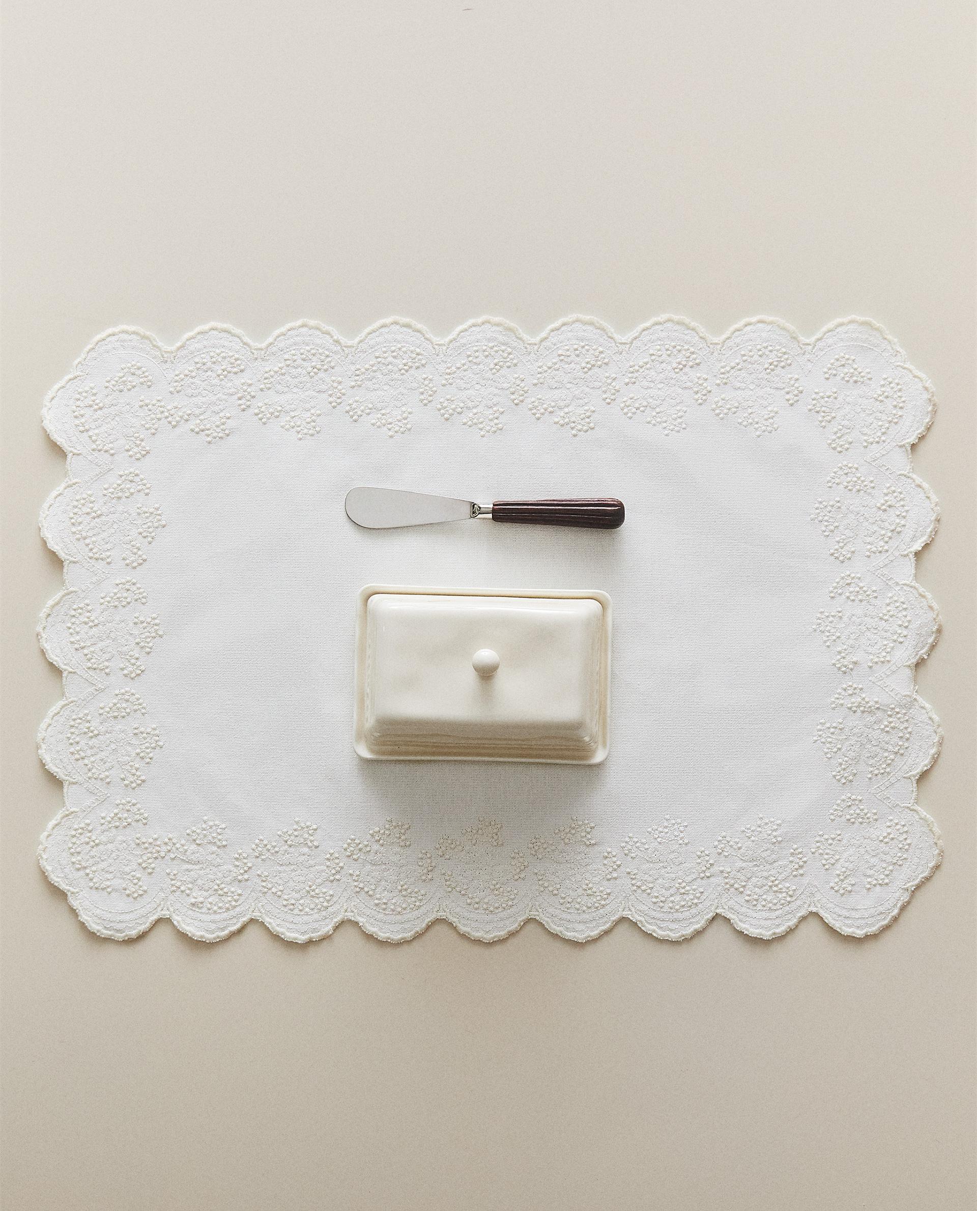 Embroidered Blonde Lace Placemat