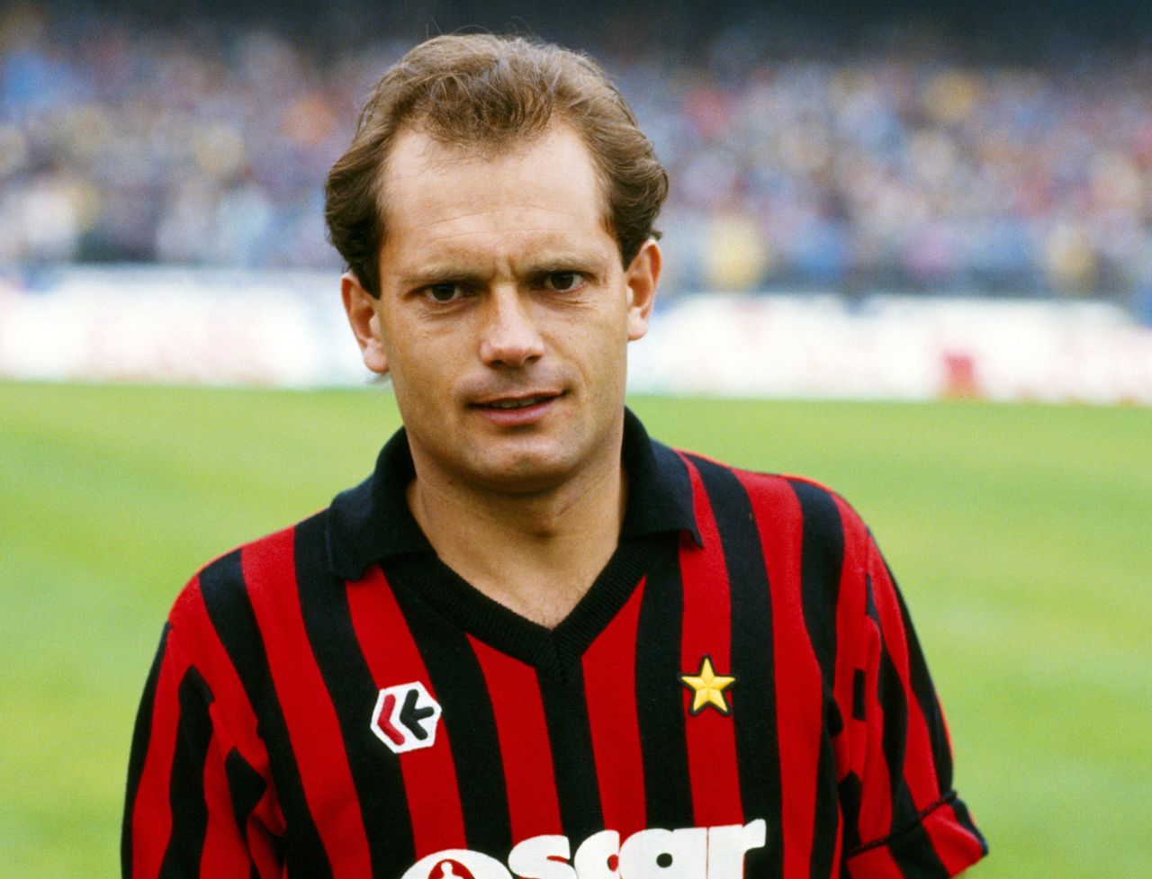 Ray Wilkins of Milan, March 1984
