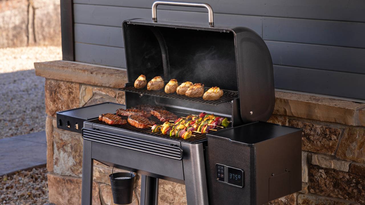 Traeger Westwood Series