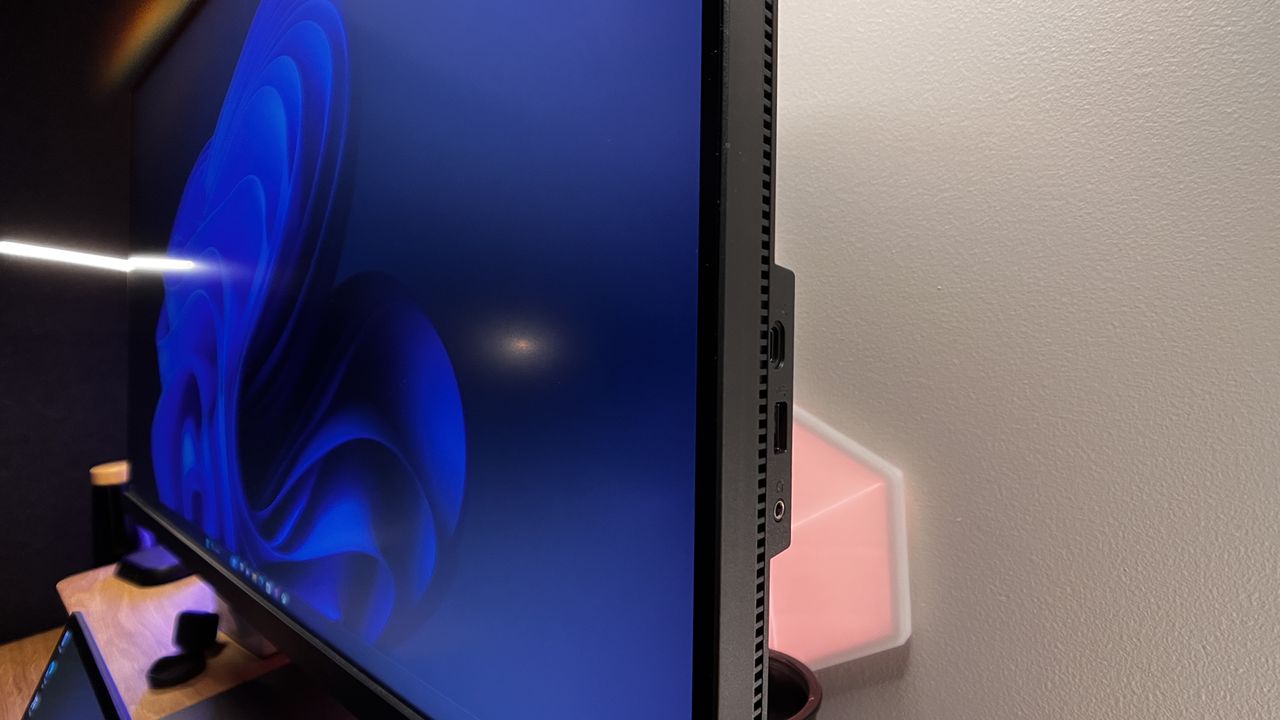 BenQ PD3205U Monitor