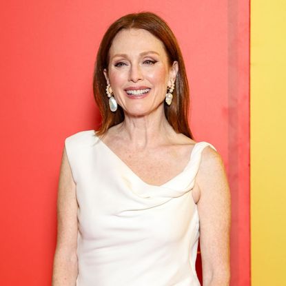 julianne moore in a white gown