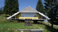 modernist cottages